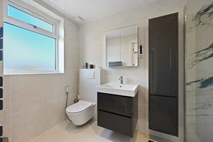 Photo 5- click for photo gallery